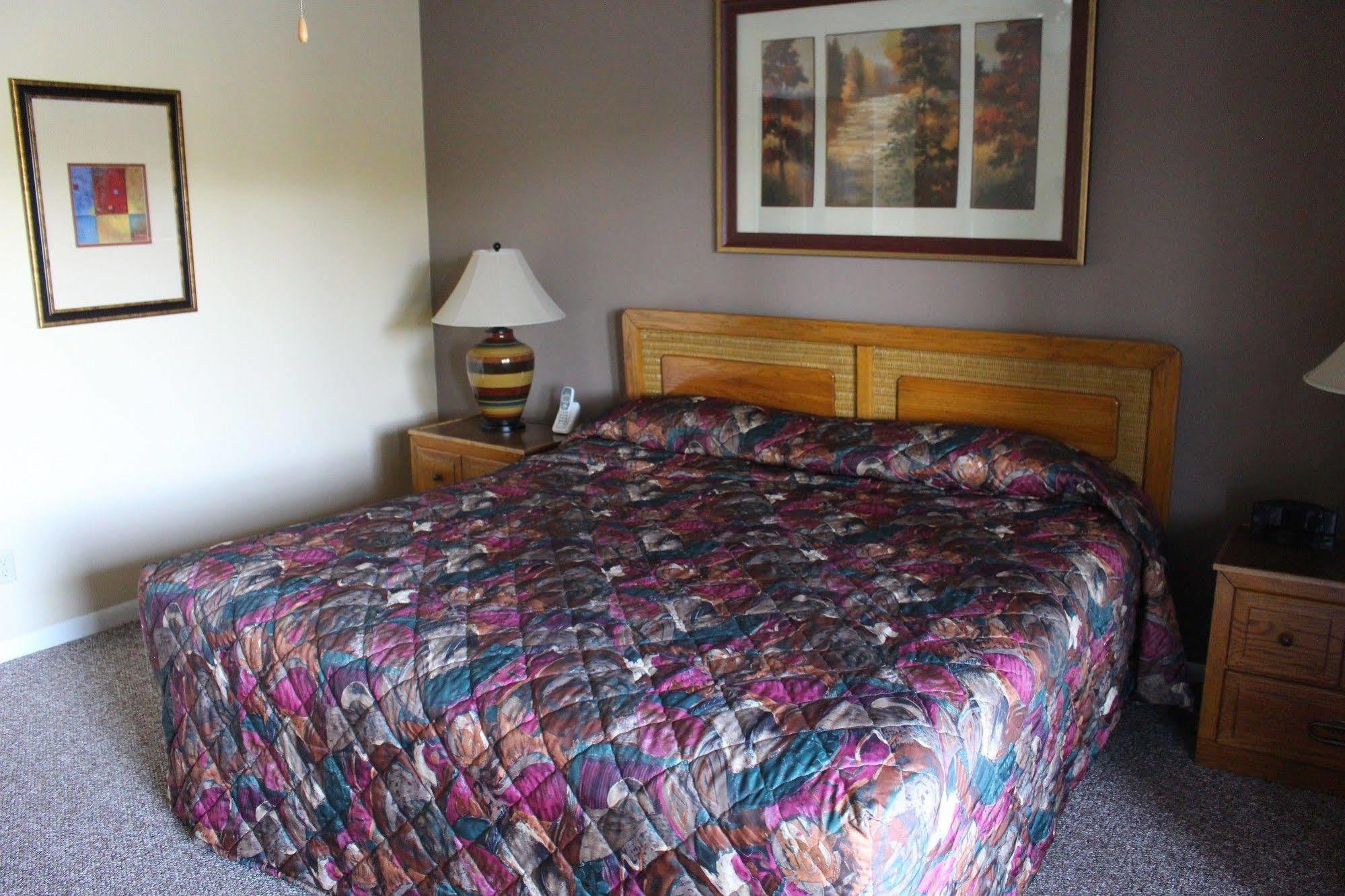 The Wharf Resort Lake Hamilton 外观 照片