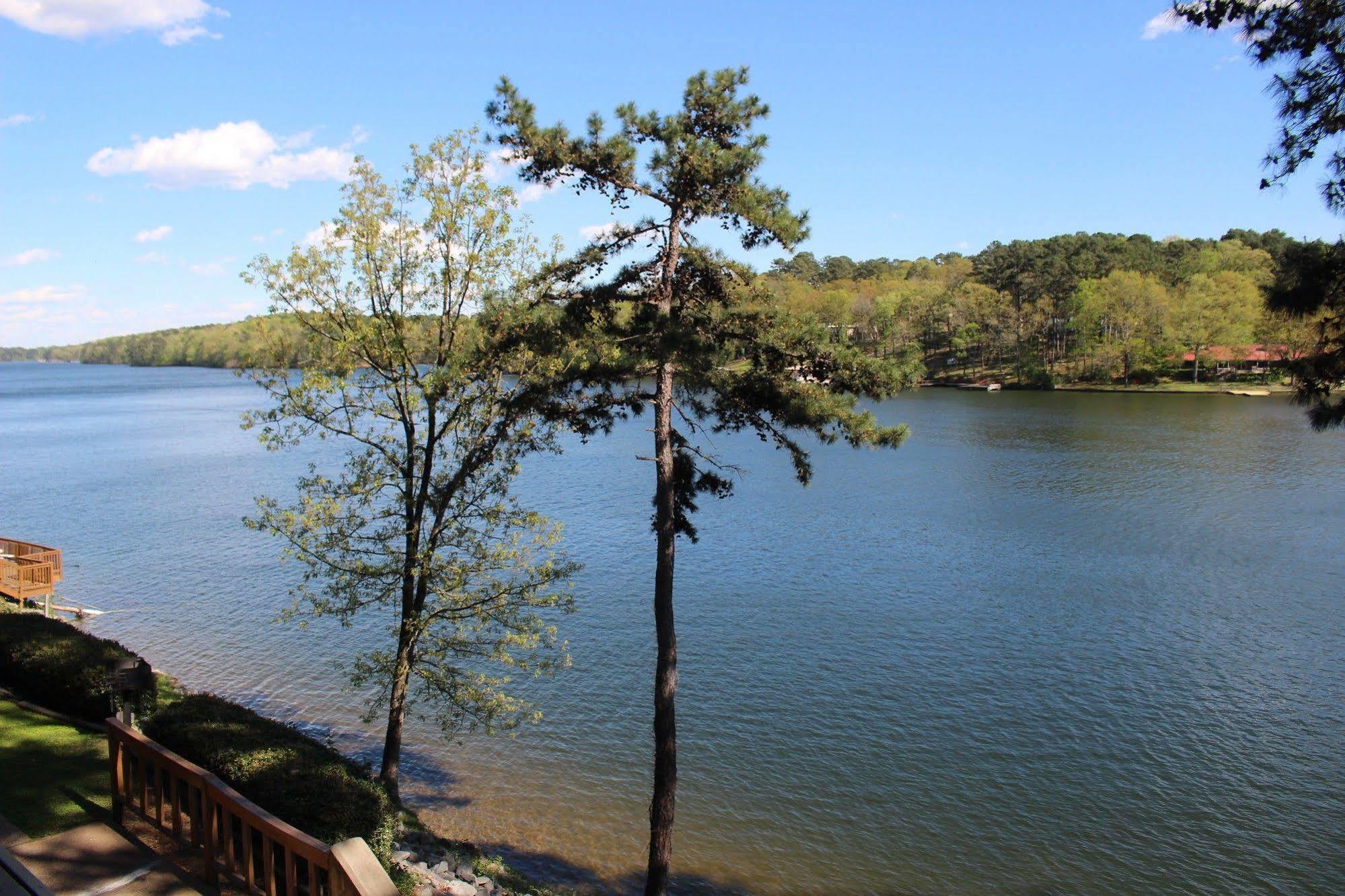 The Wharf Resort Lake Hamilton 外观 照片